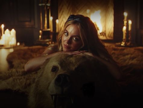 Cassie + bear rug fireside in Nate’s (and everyone’s) fantasy The End Movie, Cassie Euphoria, Cassie Howard, Nights In White Satin, Bear Rug, Roleplay Characters, Yumeko Jabami, Cowboy Bebop, Character Aesthetic