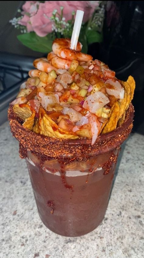 2.2M views · 17K reactions | A todos les encantó esta Michelada especial!!!!🔥🤤 | A todos les encantó esta Michelada especial!!!!🔥🤤 | By Cocinando con Deisy Meza | You would drop a michelada but not any michelada one of these here I tell you how we'll do it so we're going to start making the ceviche I carry on top here I have shrimp is already clean and I'm going to put a quartito of white onion let's go Mix very well and then I'm going to enjoy it with the juice of four lemons nothing else. We'r Michelada Aesthetic, Mexican Treats, Cooking Recipes For Dinner, Mexican Snacks, Mexican Kitchens, Michelada, I Carry, White Onion, Food Videos Cooking