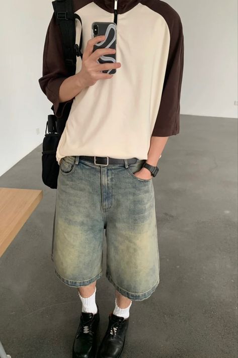 Male Coquette Outfits, Y2k Fashion Male, White Shorts Outfit, Boys Summer Fashion, Outfit Oversize, Mens Shorts Outfits, Streetwear Fits, Guys Clothing Styles, Mens Outfit Inspiration