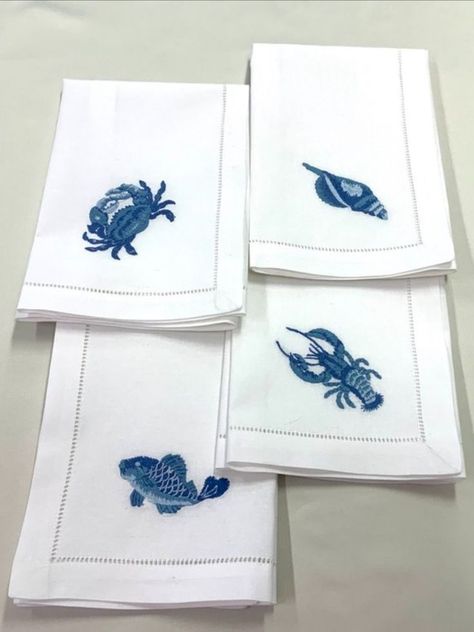 Starfish Embroidery, Crab Embroidery, Embroidered Linen Napkins, White Linen Napkins, Luxury Home Accessories, Linen Dinner Napkins, Embroidered Napkins, Linen Cloth, Marine Animals