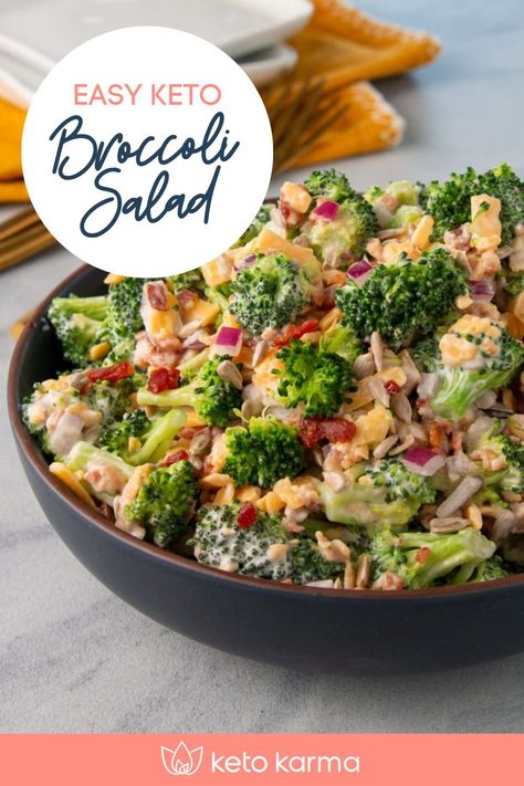 A delicious and easy keto broccoli salad with the perfect crunch with a savory and sweet flavor. This recipe is sugar free and low carb! Keto Karma, Low Carb Broccoli Salad, Keto Broccoli Salad, Broccoli Cauliflower Salad, Keto Broccoli, Broccoli Salad Bacon, Keto Salad, Keto Side, Quick Side Dishes