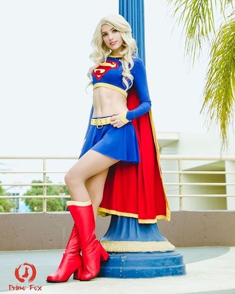 Supergirl cosplay by @realamandalynne Photo by @primofox at  @longbeachcomiccon #supergirl #supergirlcosplay #karazorel #cosplay #cosplaygirl #dc #superman #krypton #cosplaygirls #cosplayer Superwoman Costume Diy, Injustice 2 Supergirl, Superwoman Costume, Dc Comics Women, Supergirl Cosplay, Supergirl Dc, Dc Cosplay, Yellow Sun, Comics Girls