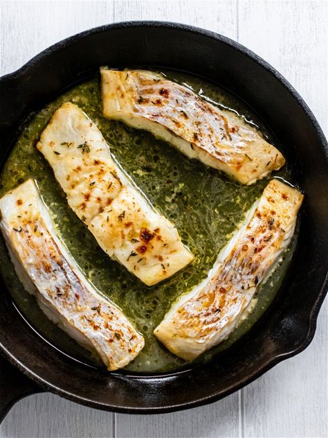 Easy Lemon Broiled Haddock Recipe - Sizzlefish.com Broiled Haddock, Fancy Seafood, Fried Haddock, Rest Ideas, Blackened Fish Tacos, Haddock Recipes, Seafood Feast, White Fish Recipes, Healthy Food Menu