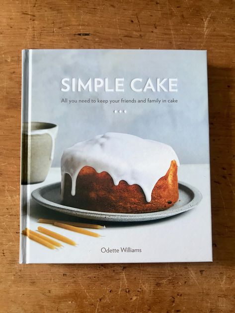 Marshmallow Icing, Cake Book, Cinnamon Cake, Baking Book, Simple Cake, Honey Cake, Favorite Cookbooks, Supper Club, Spice Cake