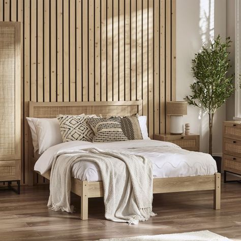 😍NEW ARRIVAL! 😍 Transform your bedroom into a stylish retreat with the Padstow Ottoman & Rattan Bed in Oak or Black. This beautifully crafted bed brings a touch of sophistication with its minimalist design and contemporary flair. Explore Today https://tinyurl.com/mr3444mj #bedroom #furniturestores #OTTOMANBED #rattanlovers #oakavia #decor #homedecor Wooden King Size Bed, Rattan Bedroom, Wooden Double Bed, Rattan Bed, Bedroom Ambiance, Rattan Headboard, Oak Beds, Headboard Designs, Beds & Bed Frames