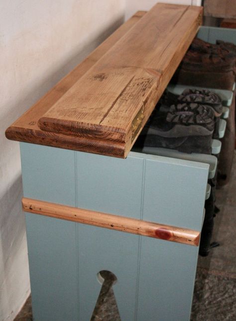 Mud Boot Storage, Welly Storage Ideas, Bench With Boot Storage, Mud Room Boot Rack, Diy Boot Rack How To Build, Gumboot Storage Ideas, Entryway Bench Design, Diy Boot Bench, Boot Bench Mudroom