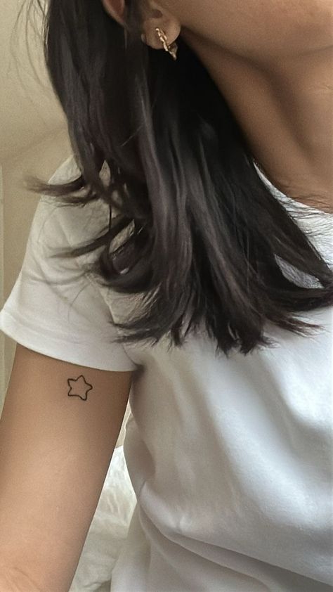 Star Tattoo On Forearm, Upper Arm Star Tattoo, Inner Arm Star Tattoo, Rounded Star Tattoo, Star Lip Tattoo, Bubble Star Tattoo, Star On Arm Tattoo, Star Tattoo Back Of Arm, Round Star Tattoo