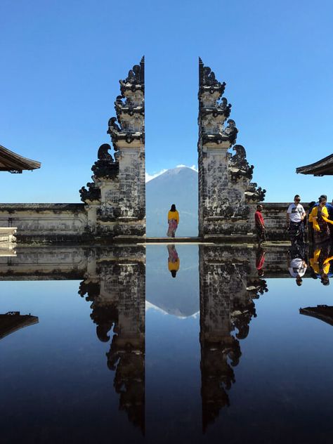 Canggu Munduk Ubud Amed or Gili Islands (not in Bali but often visited as part of Bali trip) Nusa Islands Nusa Dua Uluwatu or Seminyak or Kuta Bali Attractions, Bali Places To Visit, Bali Places, Bali Nusa Dua, Nusa Dua Bali, Visit Bali, Gili Islands, Bali Trip, Bali Itinerary