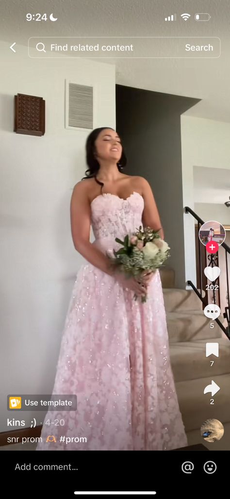 Flower Grad Dresses, Prom Corsage Pink, Blush Pink Prom Dress, Arch Board, Corsage Pink, Senior Prom Dress, Ball Outfit, Cute Outfits Dresses, Senior Season