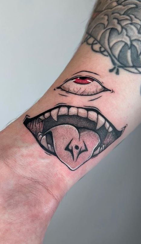 Sukuna Tattoos, Tato Naruto, Tatuaje Studio Ghibli, Mouth Tattoo, Tato Minimal, Smile Tattoo, Tato Jari, Tattoo Artist Tattoo, Simple Tattoos For Guys