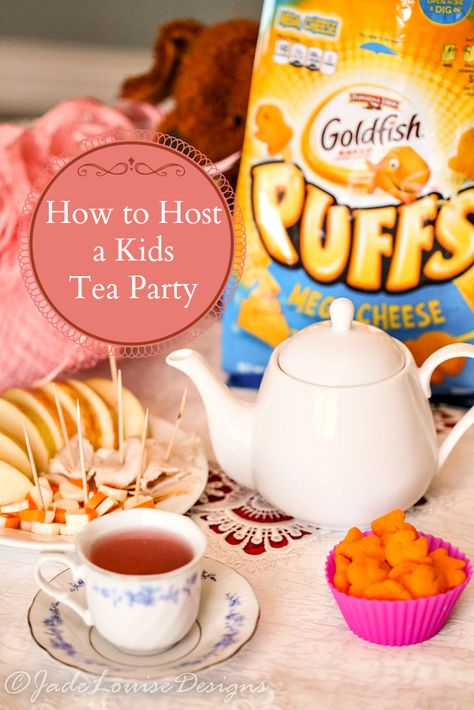 Build lasting memories with your children with a simple kids tea party! Very simple to throw together but builds lasting memories. Follow our simple steps. Tea Party For Preschoolers, Preschool Tea Party, Kids Tea Parties, Tea Party Bday, Party Planning Food, Royal Tea Party, Royal Tea Parties, Kids Birthday Party Food, Girls Party Games