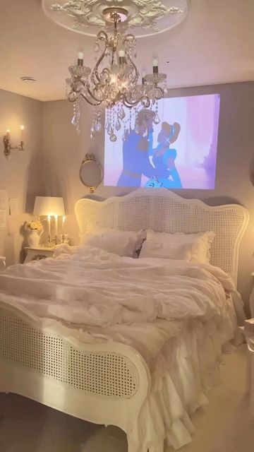 Disney Aesthetic Bedroom, Small Princess Room Ideas, Minimalist Princess Bedroom, Cinderella Bedroom Ideas Adults, Disney Princess Room Aesthetic, Disney Themed Rooms For Adults, Disney Aesthetic Room, Disney Adult Bedroom, Blue Princess Room