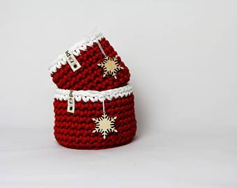 Rope crochet home decor and gifts by Ropedeco on Etsy Cozy Home Kitchen, Xmas Crochet, Crochet Storage Baskets, Elegant Crochet, Crochet Baskets, Red And White Christmas, Crochet Storage, Crochet Xmas, Creative Crochet