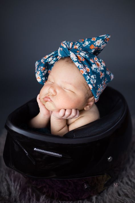 Motorcycle Newborn Pictures, Motorcycle Maternity Pictures, Helmet Photography, Photography Motorcycle, Pic Baby, Harley Baby, Racing Baby, Biker Baby, Motorcycle Baby