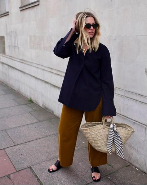 Alexis Foreman, Find Your Personal Style, Basket Bags, Sassy Outfit, Transition Outfits, Estilo Preppy, Mama Style, Pinterest Fashion, Style Crush