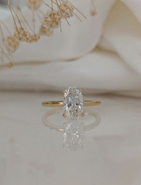 Gold Band Engagement Rings, Pretty Engagement Rings, Dream Wedding Ring, Cute Engagement Rings, Future Engagement Rings, Oval Diamond Engagement, Moissanite Engagement Ring Oval, Oval Diamond Engagement Ring, Dream Engagement