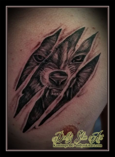 Tattoo Designs Chest, Tear Tattoo, Skin Tear Tattoo, Ripped Skin Tattoo, Tattoo Wolf, Small Shoulder Tattoos, Clock Tattoo Design, Scar Tattoo, Wolf Face