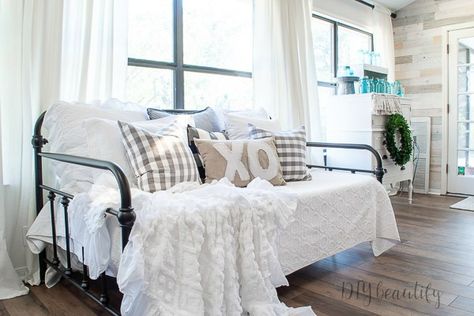 12 Affordable Daybeds with Vintage Style | DIY beautify - Creating Beauty at Home Daybed With Trundle Room Ideas, Bedroom With Daybed Ideas, Day Bed Decor Ideas, Small Office With Daybed, Daybed Room Ideas Spare Bedrooms, Sunporch Decorating Ideas, White Daybed With Trundle, Daybed Styling Ideas, Farmhouse Daybeds