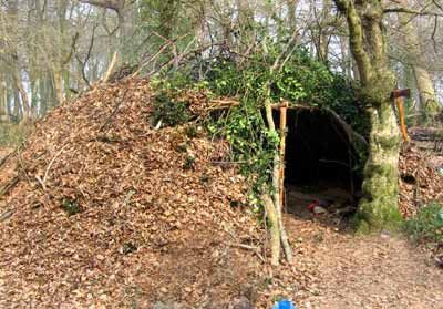 6 Widerness Survival Shelters Wilderness Survival Shelter, Bushcraft Shelter, Camping Planning, Build Yourself, Survival Shelter, Living Off The Land, Survival Mode, Wilderness Survival, Camping Survival