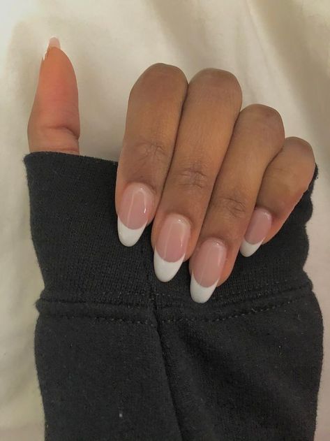 White Tip Nails, Kutek Disney, Unghie Sfumate, French Tip Acrylic Nails, Her Nails, Simple Acrylic Nails, Classy Acrylic Nails, Dream Nails, Fire Nails