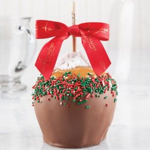 Caramel Apple Treats, Candy Apples Caramel, Caramel Apple Gifts, Chocolate Caramel Apples, Gourmet Caramel Apples, Candy Apple Recipe, Apple W, Edible Christmas Gifts, Chocolate Covered Apples