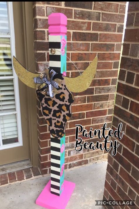 Door hanger post by Painted Beauty Iron On Letters Ideas, Whimsical Door Hangers, Unicorn Door Hanger, Timber Crafts, Painted Burlap Door Hangers, Cactus Wreath, Tent Set Up, Hanger Crafts, Burlap Door Hangers