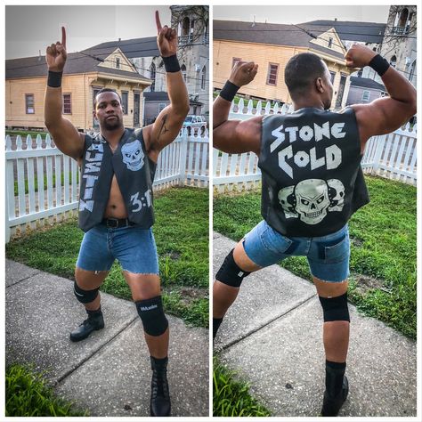 Stone Cold Steve Austin Halloween Costume Wrestlers Costume Halloween, Pro Wrestler Halloween Costume, Halloween Costumes Wrestler, Wrestler Costumes Halloween, Ric Flair Costume, Wrestler Halloween Costume Women, Wrestler Couple Costumes, Wwe Group Costume, Wrestling Couples Costume