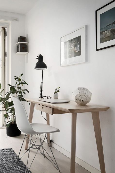 Scandinavian Office Interior, Scandinavian Home Office, Scandinavian Interior Bedroom, Office Inspiration Workspaces, Scandinavian Desk, Minimalist Office, Simple Furniture, Scandinavian Interior Design, Small Home Office