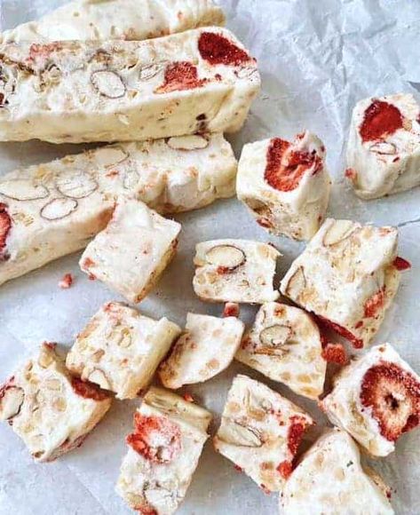 No Bake Egg Free Chinese Marshmallow Nougat Nougat Photography, Marshmallow Nougat Recipe, Marshmallow Nougat, Chinese New Year Recipes, New Year Recipes, Nougat Candy, Nougat Recipe, Strawberry Marshmallow, Chinese Almond Cookies