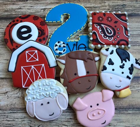 Farm Birthday Cookies Cupcake, Farm Cookies, Turkey Cookies, Farm Theme Birthday, Farm Cake, Paint Cookies, Barnyard Birthday, Baby Cookies, Farm Party