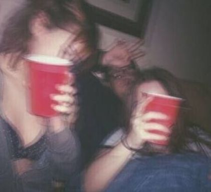 70 ideas for party friends drunk people #party Hogwarts Party, Teenage Parties, Drunk Friends, Drunk People, Friends Drinks, College Aesthetic, Free Beer, Party Pictures, Teen Life