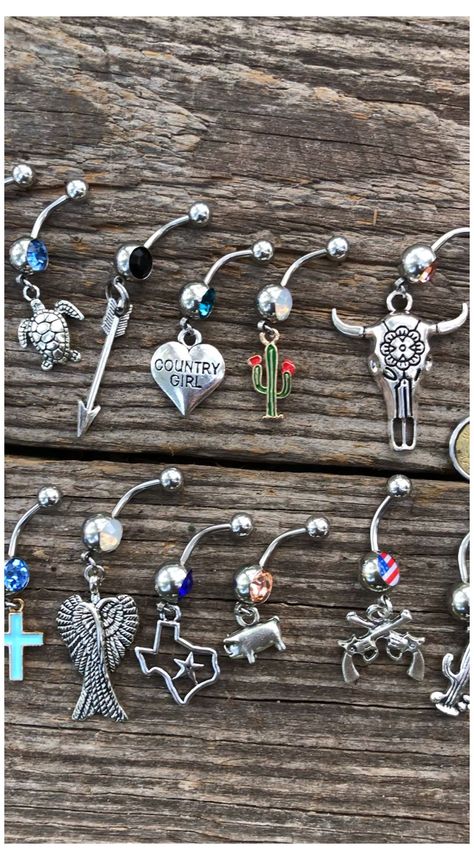 Summer Belly Rings, Tattoos Videos, Country Girl Jewelry, Kylie Jenner Piercings, Skull Cactus, Rings Summer, Cute Belly Rings, Bellybutton Piercings, Belly Button Piercing Jewelry