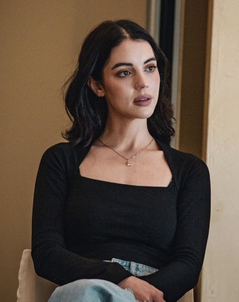 Adeline Kane, Cora Hale, Purple Hearts, Adelaide Kane, Female Actresses, Twitter Search, Aesthetic Girl, Pretty Woman, Women Girl