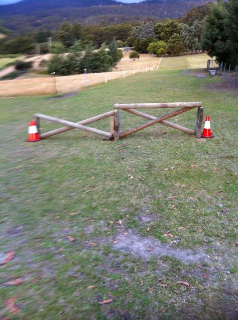 Homemade Jumps Horses, Homemade Cross Country Jumps, Homemade Horse Jumps, Diy Cross Country Jumps, Diy Horse Jumps, Diy Jumps, Xc Jumps, Cross Country Jumps, Horse Jumps