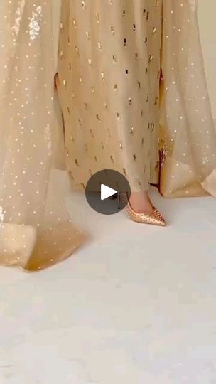 107K views · 9.9K reactions | @dulhan_dresses_idea We are taking orders now 🌍worldwide  shipping , shipping charges must apply , we can customize the design to any size and colour or style we are working hand made zari zardozi Dapka work. 60% advance payment 
.
.
.
.
#bridal #bridalmakeup #nikkah #nikkahbride #nikkahdress #baraat #barat #shoots #photography #ssphotography #signaturebrides #shadi #dance #couplegoals #color #bridaldress #bridalwears #mehndi #mehndioutfits #mehndibride #makeupartist #makeuptutorial #bridaljewellery #photography #mehndijewellery #couplegoals #reels #jewelry #weddingphotography #pakistanidesigner | dulhan dresses | _haniyaalee · Original audio Nikkah Dress Ideas, Barat Dress Ideas, Mehndi Dress Ideas, Barat Dresses, Bridal Jewerly, Mehndi Outfits, Mehndi Dress, Shadi Dresses, Zardozi Work