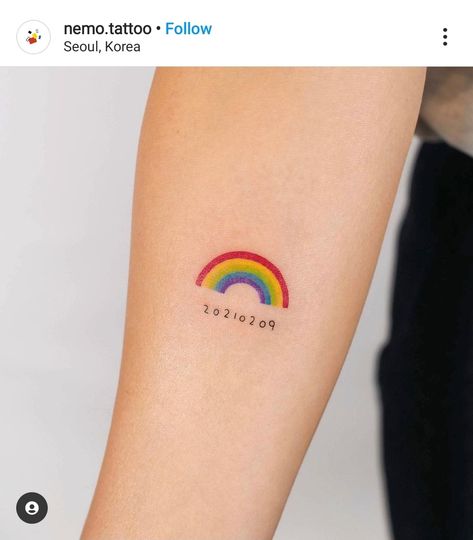 Minimalist Tattoo Rainbow, Over The Rainbow Tattoo Ideas, Rainbow Name Tattoo, Rainbow Pride Tattoo, Minimal Rainbow Tattoo, Mini Rainbow Tattoo, Minimalist Rainbow Tattoo, Small Rainbow Tattoo, Lgbt Tattoo Ideas