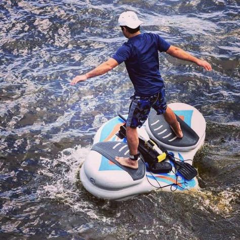 Inflatable Motorized Electric Water board  #AmphibiousFlyingGadgets #ElectricSurfBoard #Submarine #TowableWatersport #UnderwaterGadgets #WaterBikes #Watergadgets #WaterMotorizedGadgets #WaterSportGadgets #WaterSports Water Board, Lake Toys, Gadgets Technology Awesome, Diving Gear, Water Sport, Beach Activities, Sports Toys, Koh Tao, Water Toys