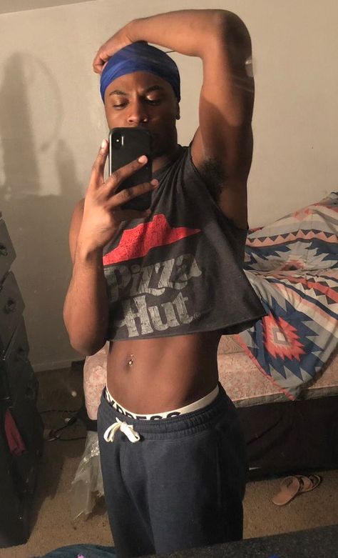 Men Belly Button Piercing, Male Belly Button Piercing, Gay Club Outfit, Boys Crop Top, Men Crop Top, Crop Top Guy, Guy In Crop Top, Boys Wearing Crop Tops, Crop Top Boys