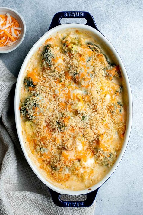 Broccoli Cheese Casserole Easy, Broccoli Cheddar Casserole, Broccoli Cheese Casserole, How To Make Broccoli, Cheese Casserole, Broccoli Casserole, Broccoli Cheese Soup, Cheesy Sauce, Broccoli Cheddar