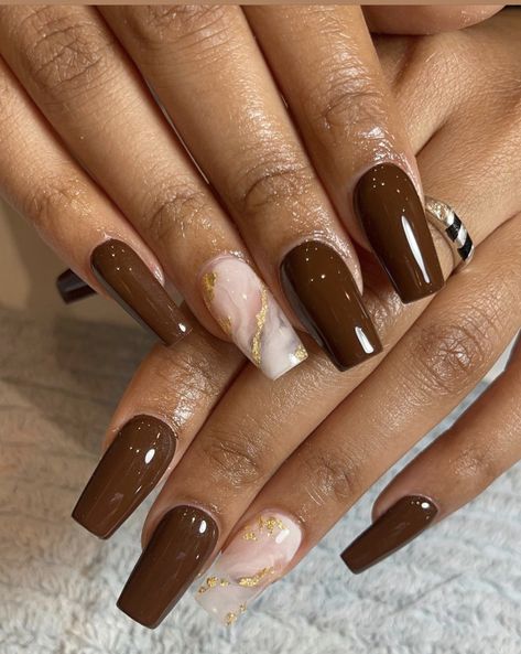 Brown Nails With Marble, Brown Nails Dip, Brown And Glitter Nails, Brown And Tan Nails, Brown Nails For Fall, Brown Ombre Nails, Chicago Nails, Fall Wedding Nail Designs, Brown Fall Nails