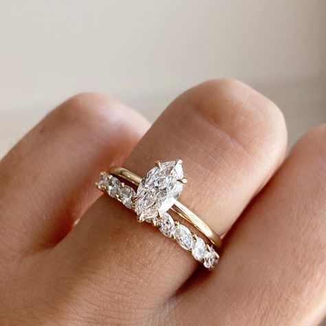 Wedding Bands With Marquise Engagement Ring, Wedding Ring Stack Ideas Marquise, Marquise Engagement Ring With Wedding Band, Marquise Ring With Wedding Band, Marquise Engagement Ring Stack, Marquise Ring Stack, Marquise Engagement Ring Solitaire, Marquee Engagement Rings, Marquise Wedding Band Set