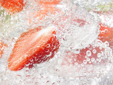 Soda Bubbles, Abc Fonts, Bubbly Water, Bubbles Photography, Abc Font, Drinks Photography, Sparkling Drinks, Photography Advertising, Fruit Water