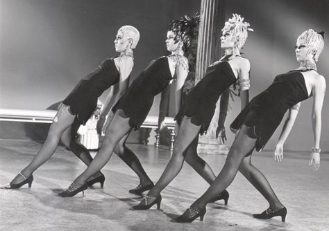 A still of Bob Fosse’s “Rich Man’s Frug,” from the 1969 film Sweet Charity. Gwen Verdon, Dance Clothes Practice, Dancing Poses, Bob Fosse, Dance Magazine, Sweet Charity, Rich Kids Of Instagram, Types Of Dancing, Shall We Dance