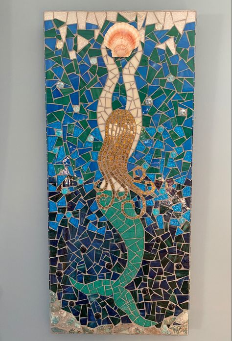 Mosaic Mermaid Ideas, Mosaic Mermaid, Simple Mosaic Patterns, Mosaic Waves, Mermaid Mosaic, Mosaic Art Supplies, Mosaic Art Diy, Mosaic Rocks, Mermaid Wall Art