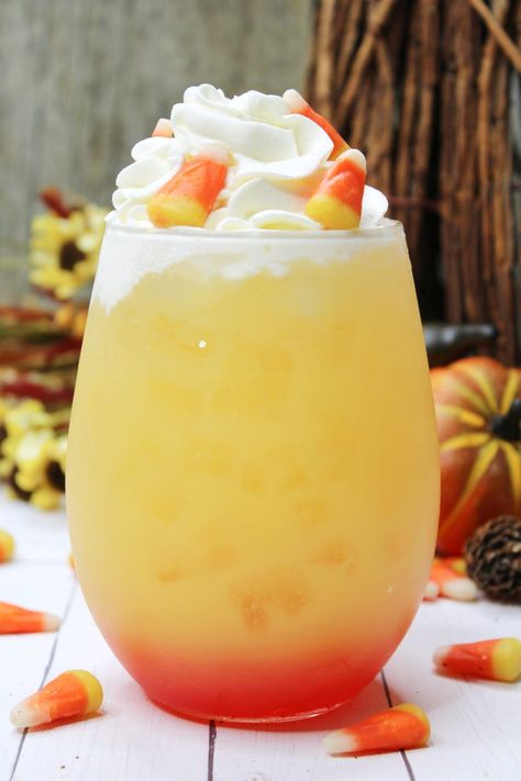 This Candy Corn Cocktail looks like tasty Halloween candy using Whipped Cream Vodka, White Rum, Pineapple Juice, and Grenadine. #recipes #drinks #halloween Whipped Vodka Drinks, Candy Corn Drinks, Corn Cocktail, Cook Desserts, Candy Corn Recipe, Drinks With Pineapple Juice, Whipped Vodka, Whipped Cream Vodka, Candy Cocktails