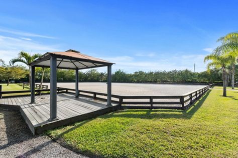 Outdoor Riding Arena, Horse Training Ground Work, Luxury Horse Barns, Horse Riding Arena, Dream Barn Stables, Stable Yard, Horse Barn Ideas Stables, Riding Arena, Wellington Florida