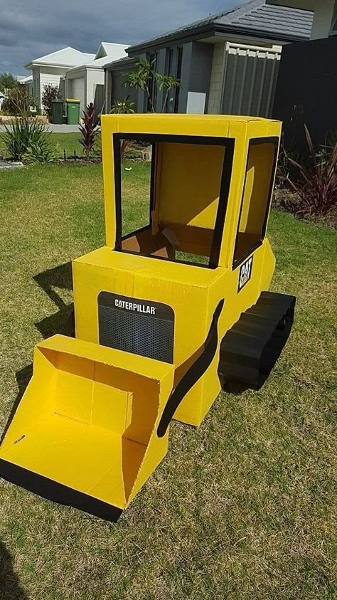 Diy Bulldozer, Digger Party, Construction Theme Birthday Party, Construction Theme Party, Back Room, Construction Vehicle, Construction Birthday Parties, Trucks Birthday Party, Construction Theme