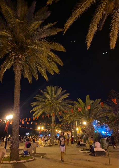 Tunisia Hammamet, Hammamet Tunisia, Beach Video, Arab Culture, Beach Night, Holiday Pictures, North Africa, Tunisia, Beach Sunset