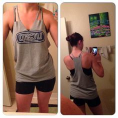 Livin' The Thrify Life: DIY no-sew workout tank - I saw it at....Walmart?... Diy Workout Shirt, Diy Cut Shirts, Cut Up Shirts, Diy Workout, Diy Tank, Shirt Hacks, Shirt Refashion, Short Hairstyle, No Sew