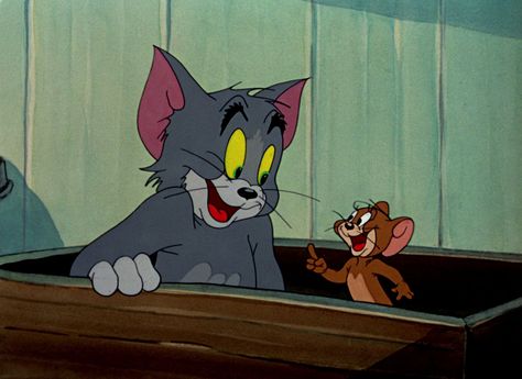 Tom & Jerry Pictures: Old Rockin' Chair Tom Tom And Jerry Photos, Desenho Tom E Jerry, Tom And Jerry Pictures, Tom And Jerry Wallpapers, Disney Toms, Tom And Jerry Cartoon, Tom Y Jerry, Cat And Mouse, Tom Jerry